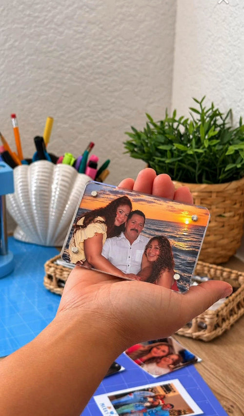 Full photo acrylic magnet with family photograph in hand